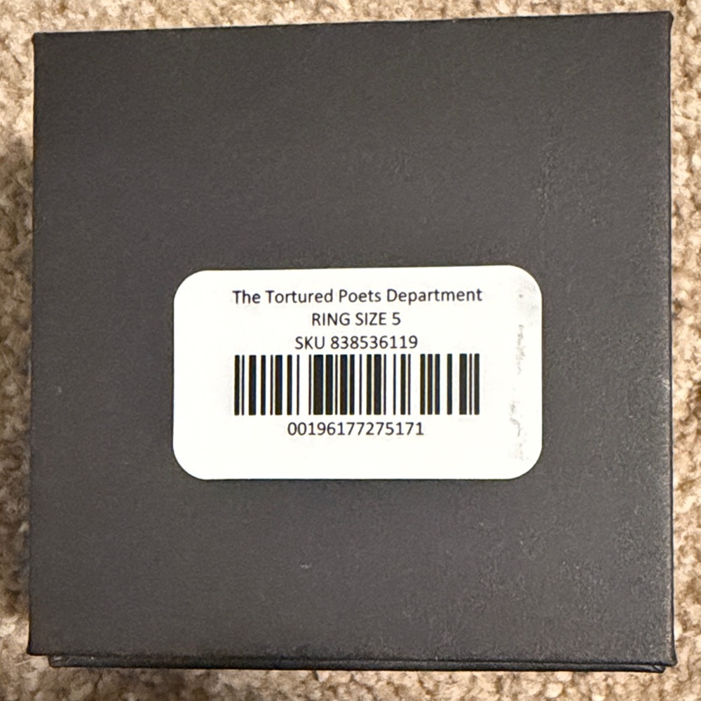 Taylor Swift Black and Gold Box - Picture 2 of 5